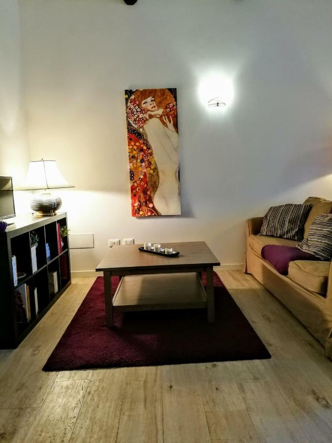 Lo Chalet Di Trastevere Рим Екстериор снимка