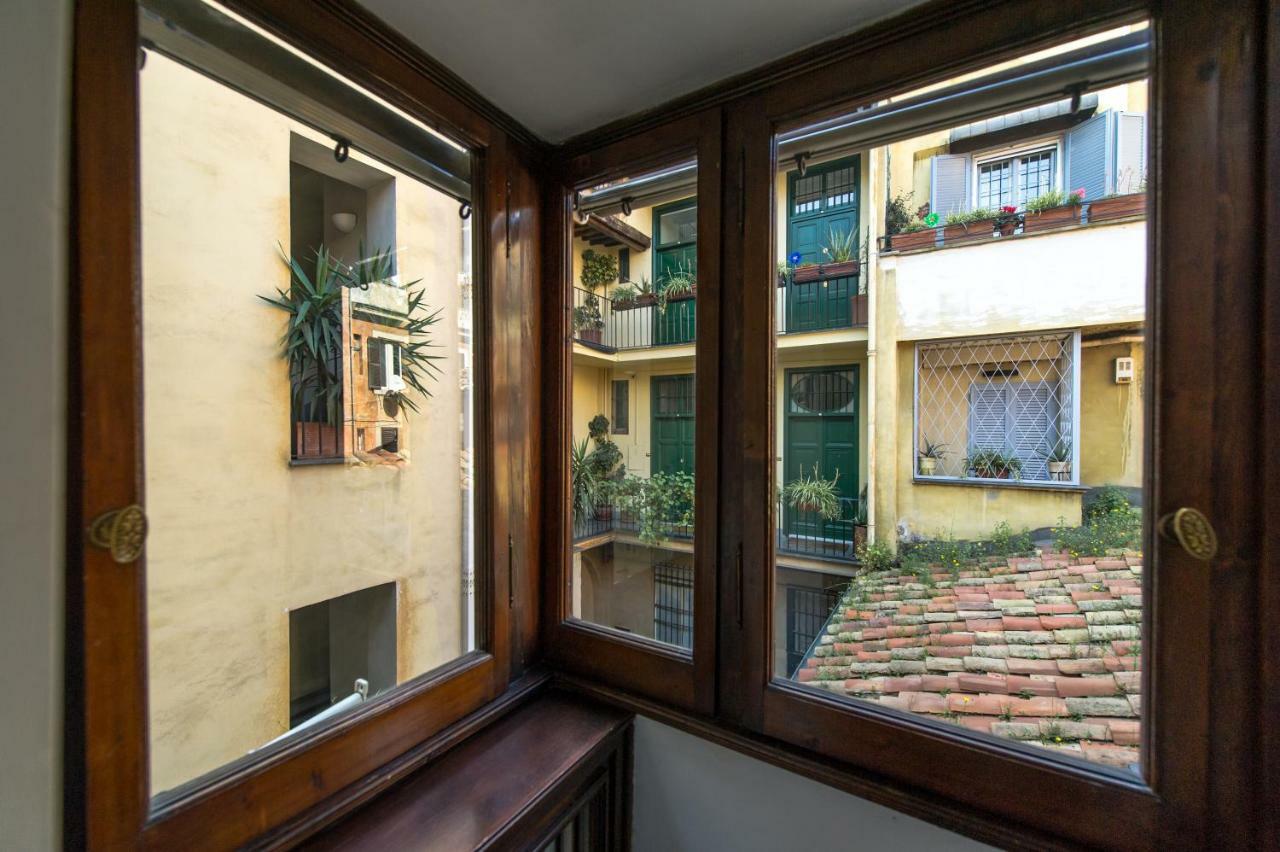 Lo Chalet Di Trastevere Рим Екстериор снимка